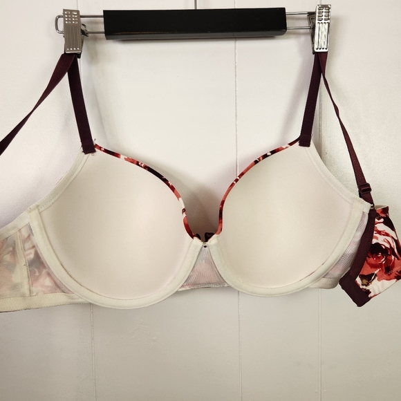 Soma Padded Underwire T-Shirt Bra Red Roses Lingerie Size 36D - Picture 6 of 6